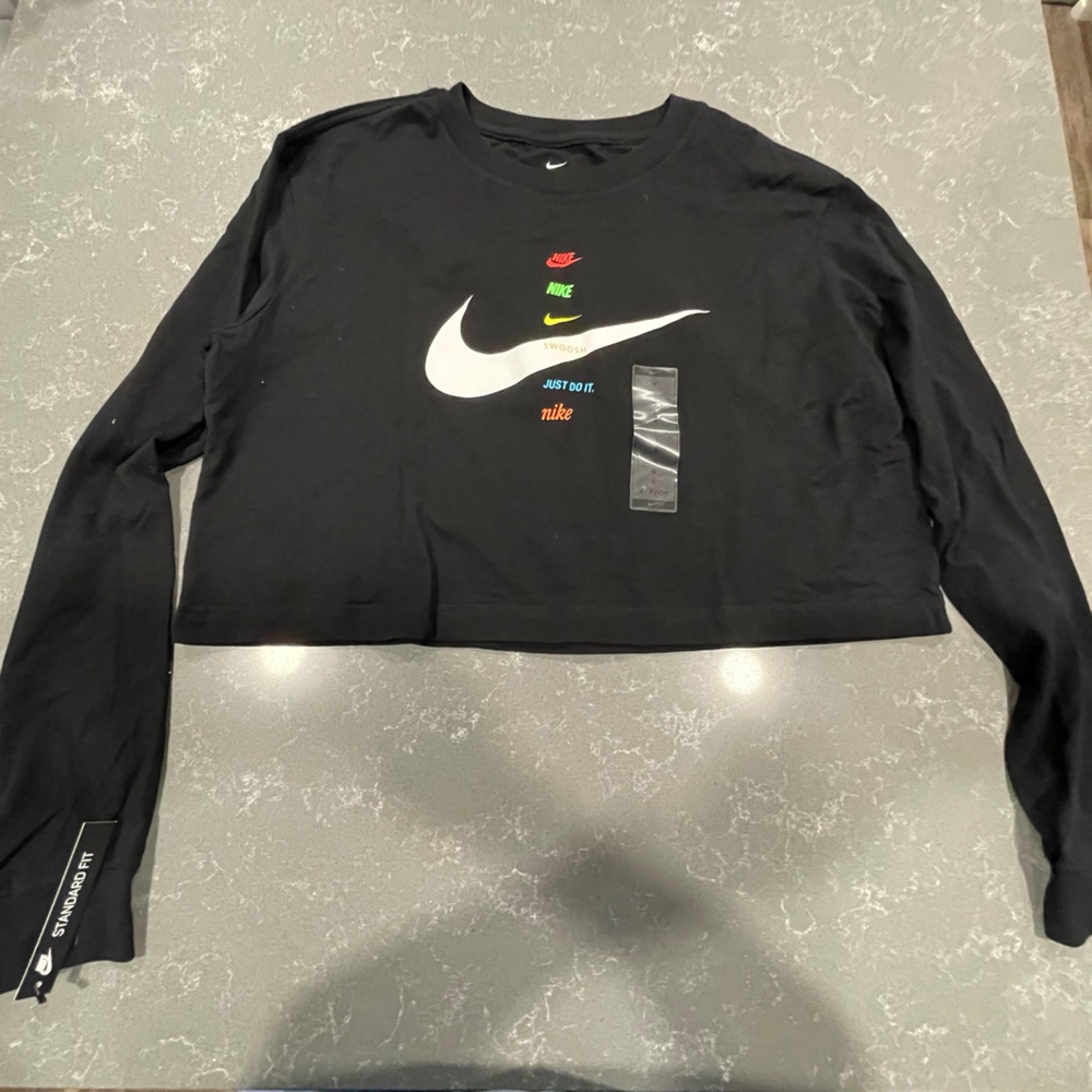 Cropped Nike Long Sleeve Shirt